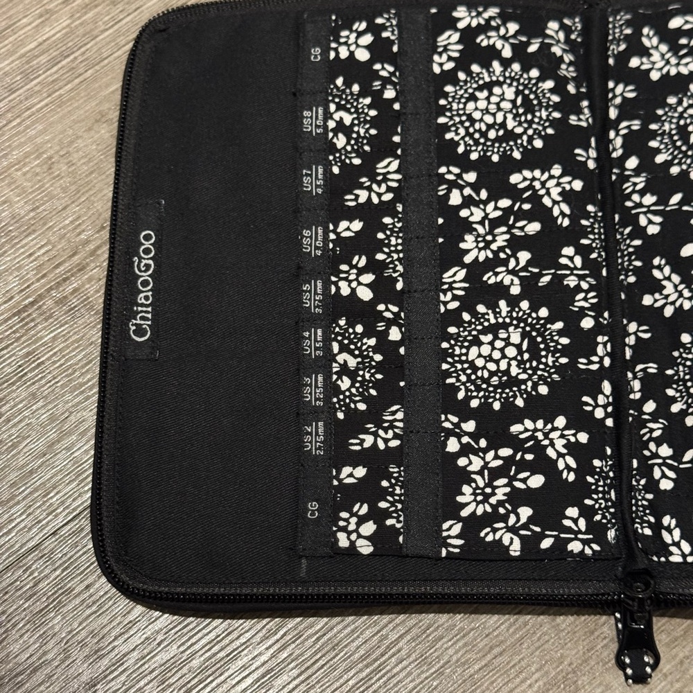 BRAND NEW ChiaoGoo Case for Circular Knitting Needles and Accessories - Picture 3 of 5